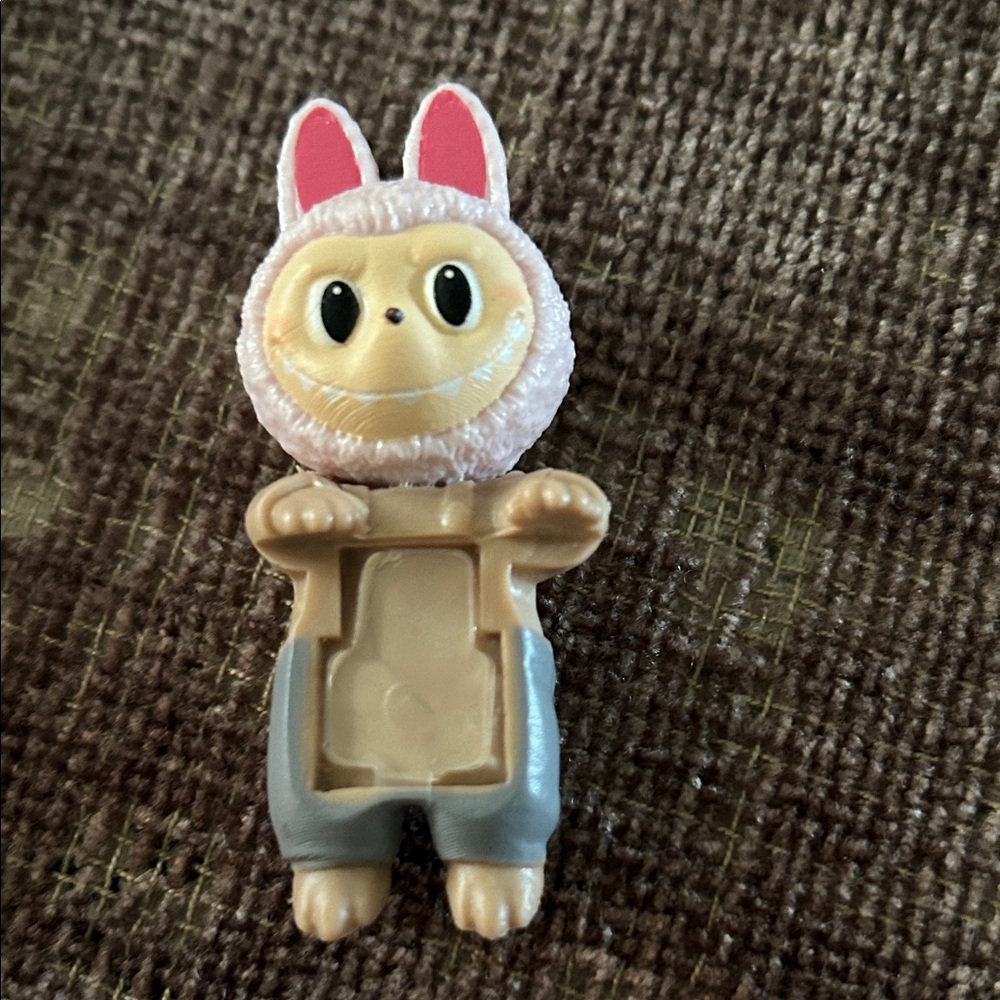 Series Blind Boxed Mini Figure - Purple and Black - Picture 2 of 4
